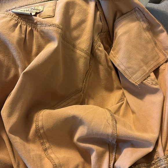 Gold/Brass Crop Jacket - Picture 9 of 10